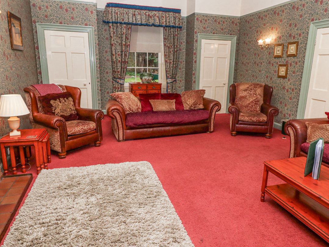 Cheviot Manor