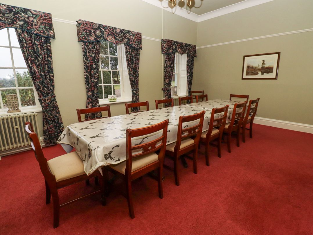 Cheviot Manor