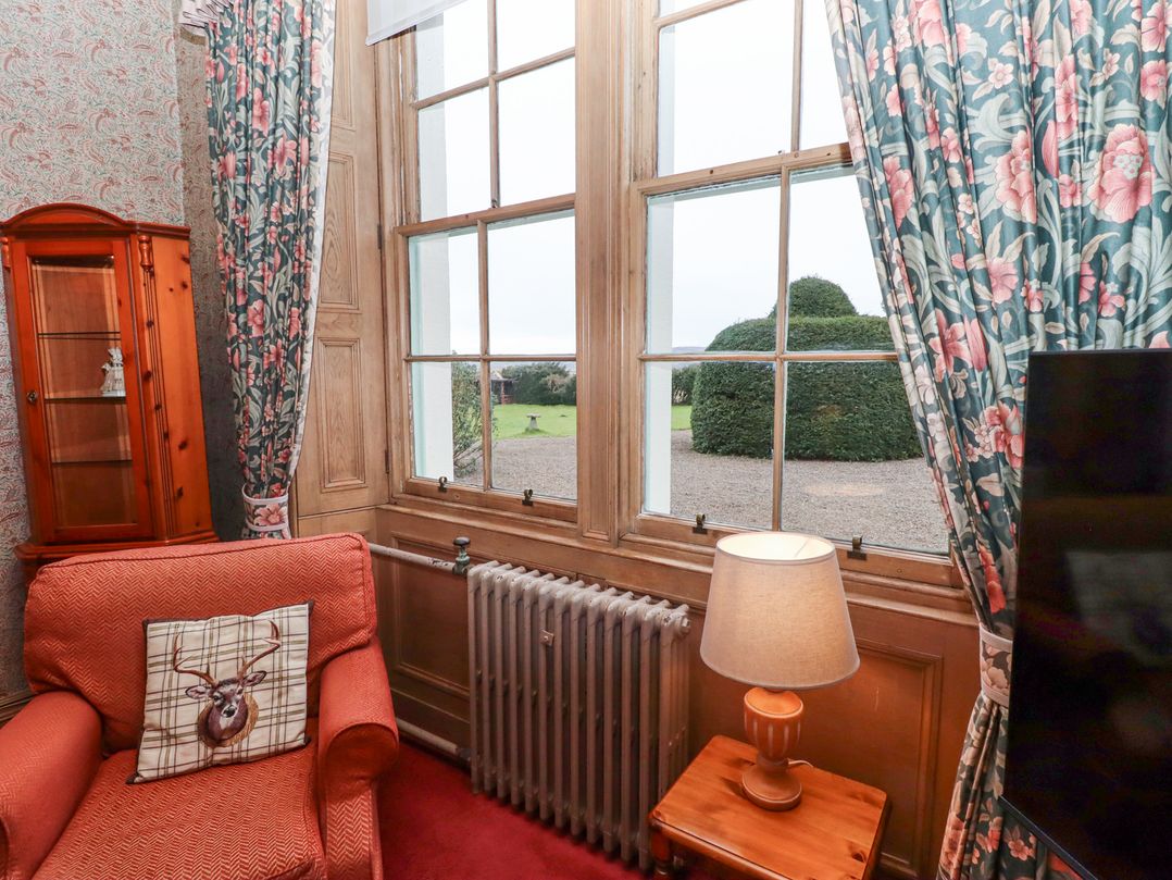Cheviot Manor