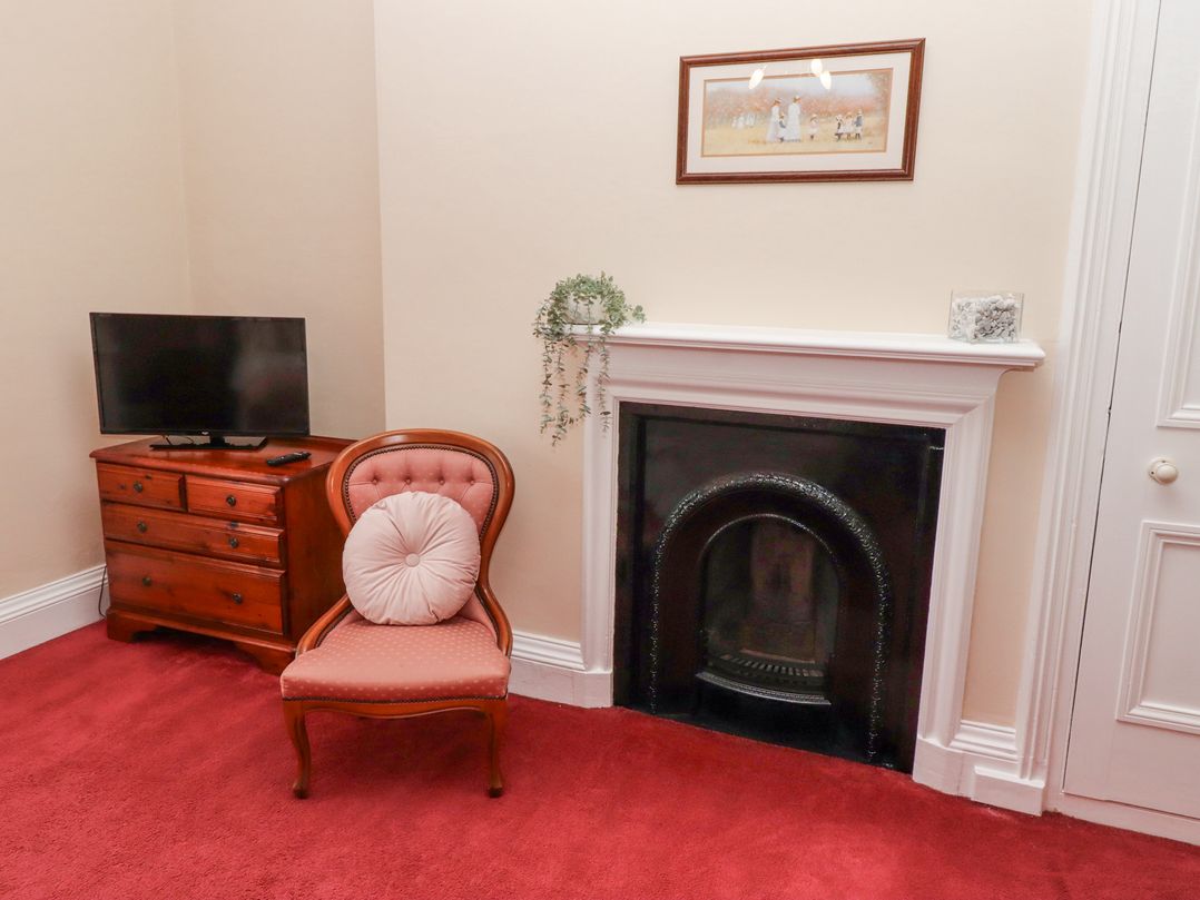 Cheviot Manor