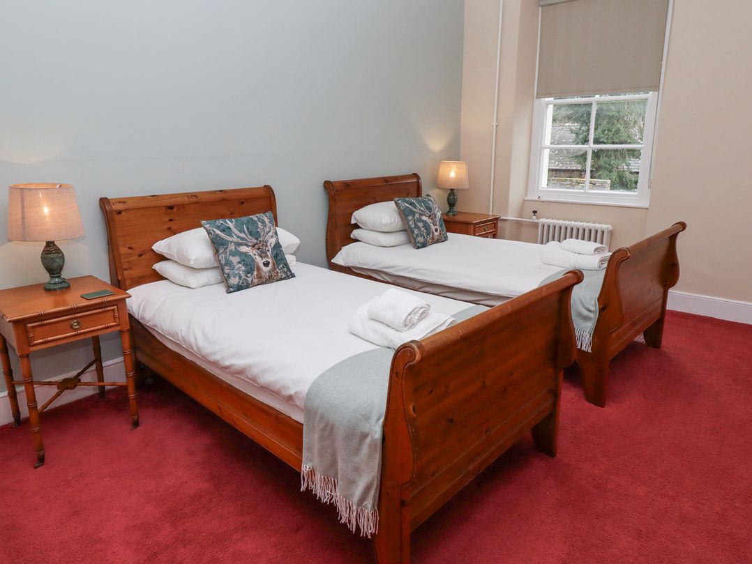 Cheviot Manor