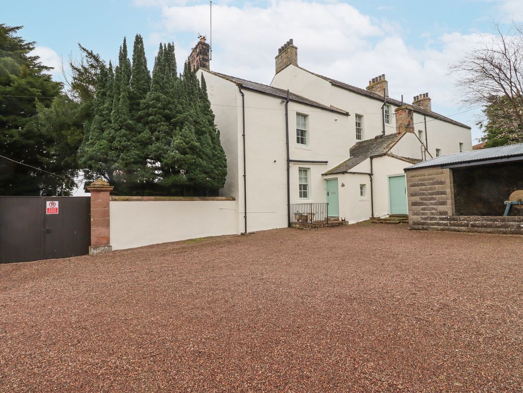 Cheviot Manor