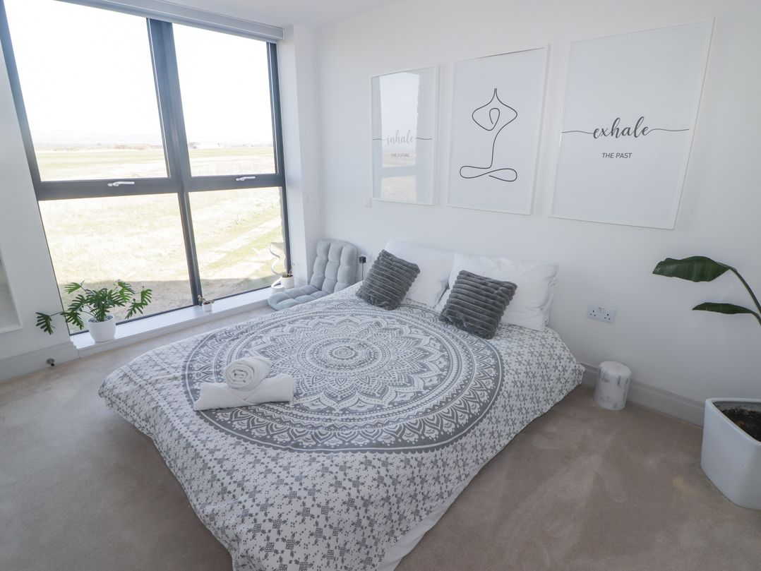 The Links 40. An apartment with spectacular sea views.
