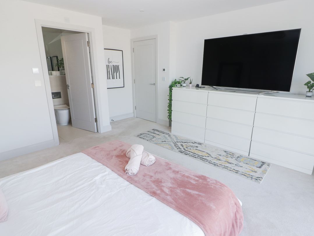 The Links 40. An apartment with spectacular sea views.