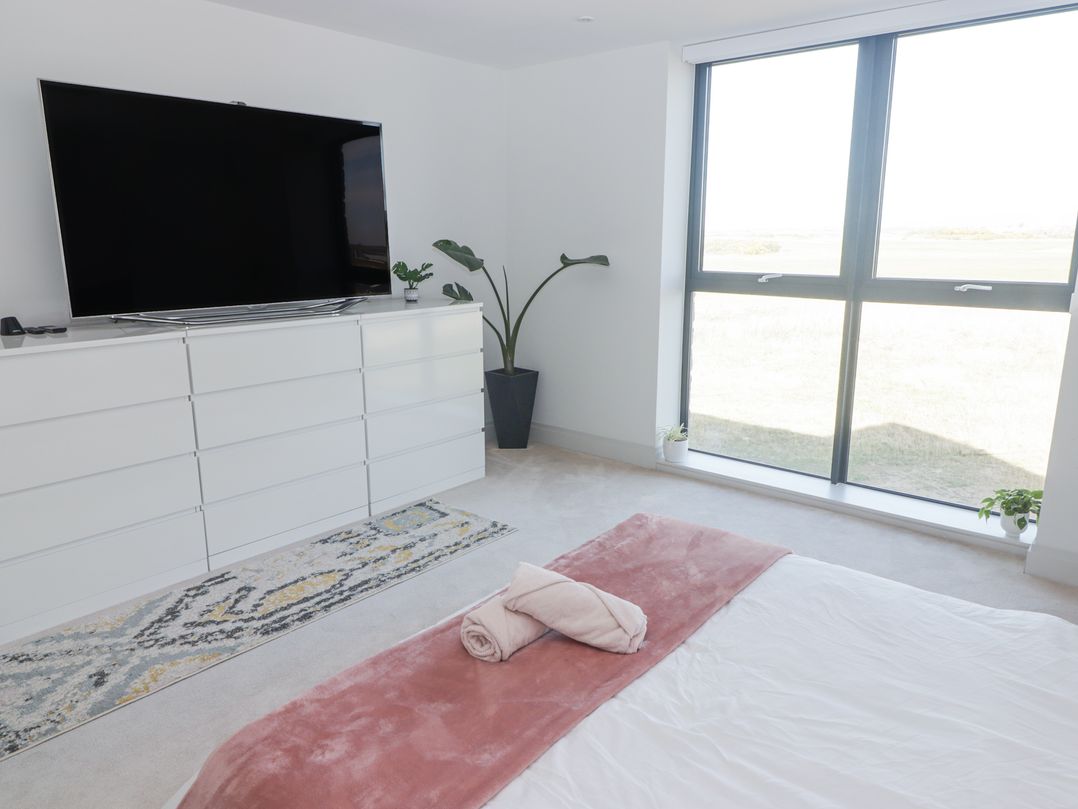 The Links 40. An apartment with spectacular sea views.