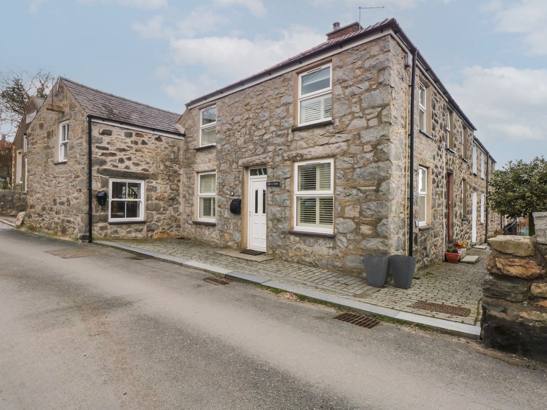Pen-Y-Bont