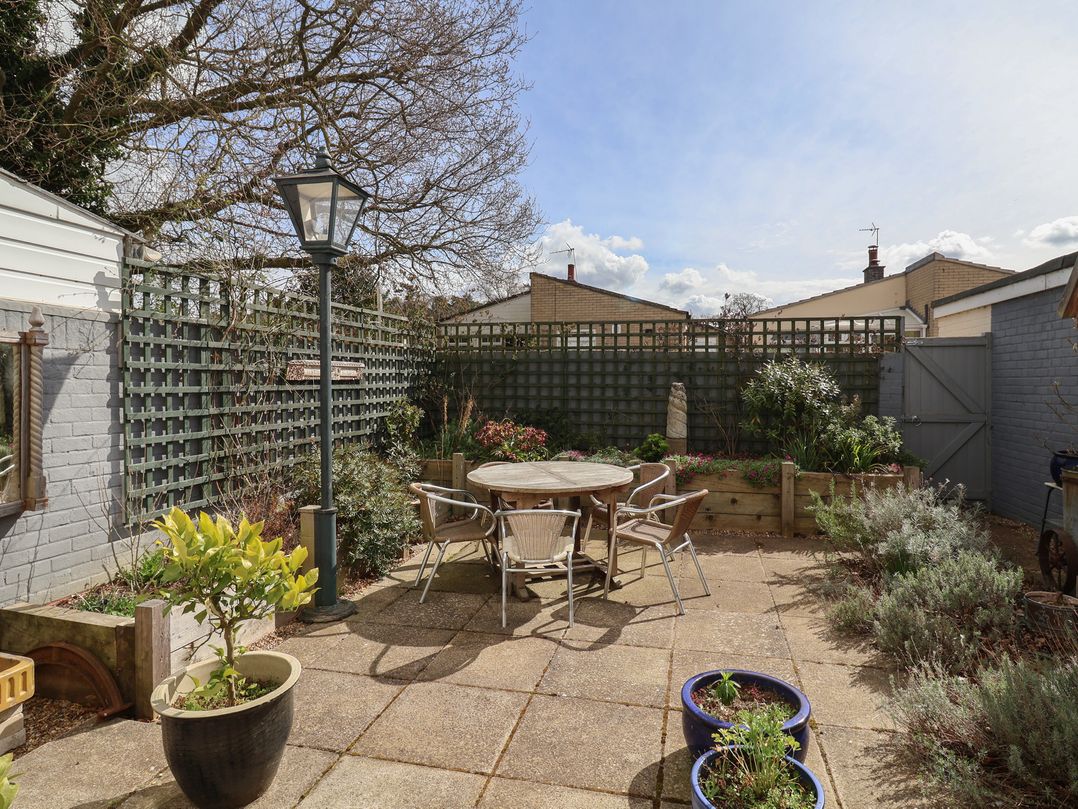 The Orchard Close Art House