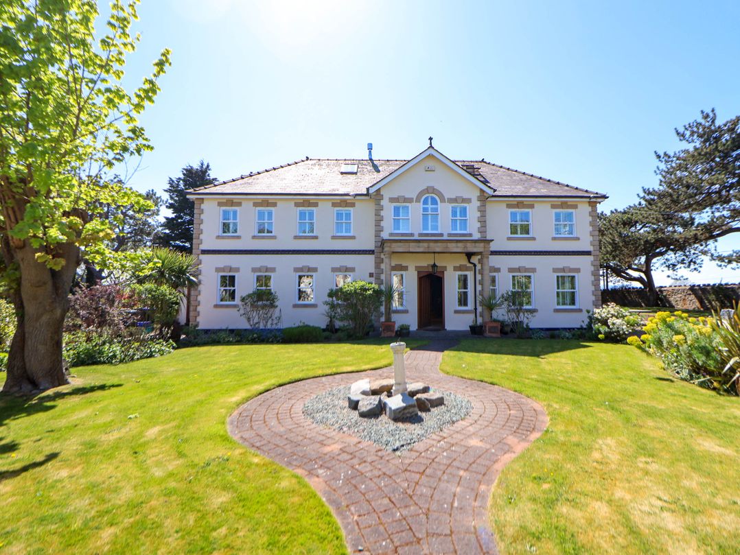 Mount House