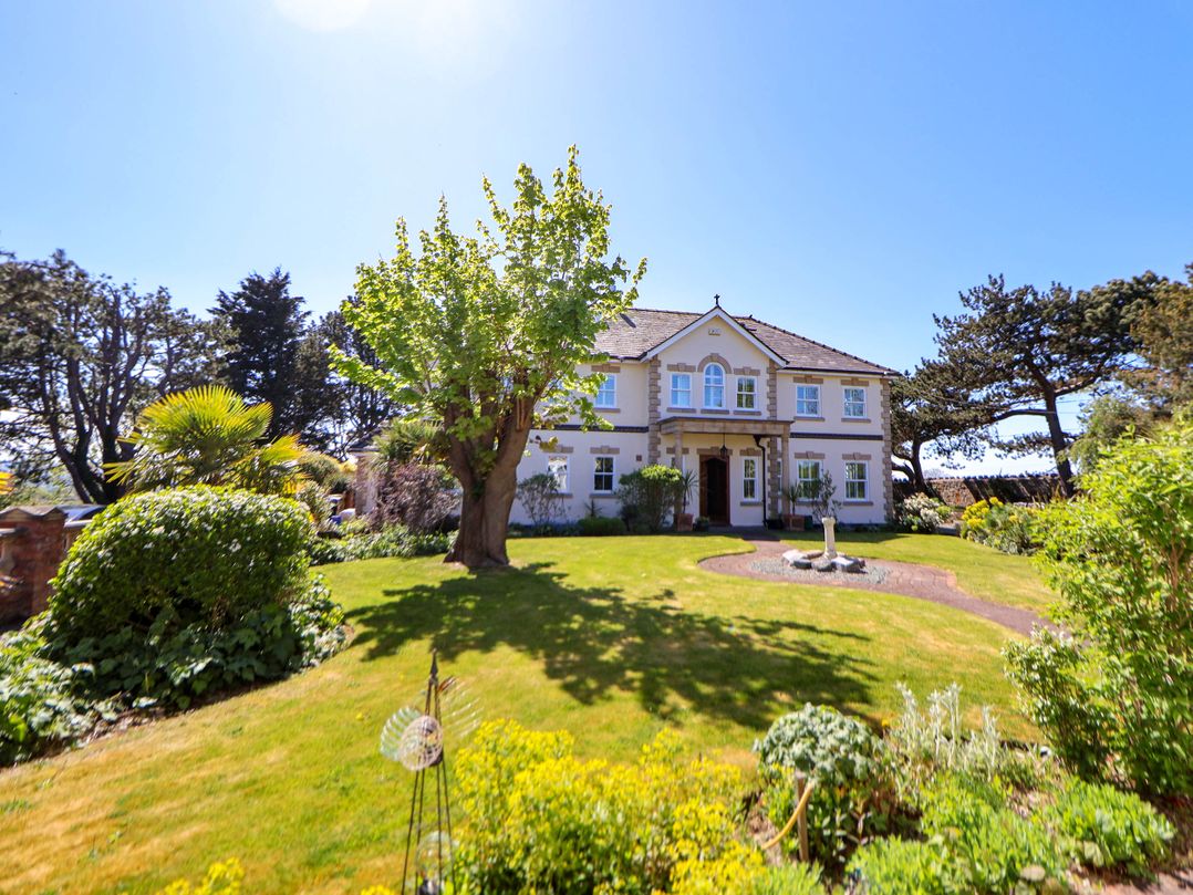Mount House
