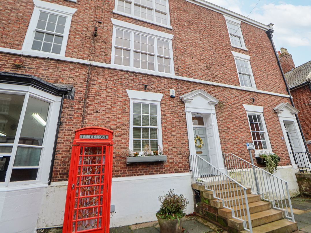 83 High Street