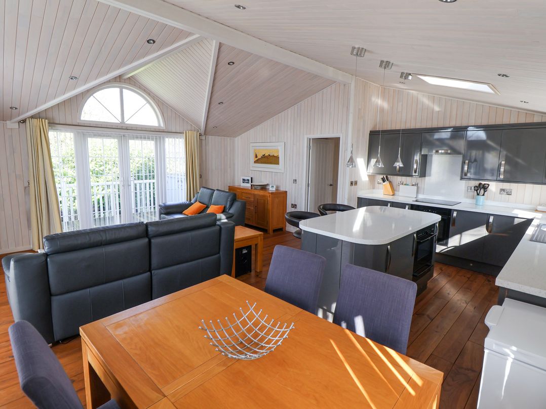 Camellia Lodge