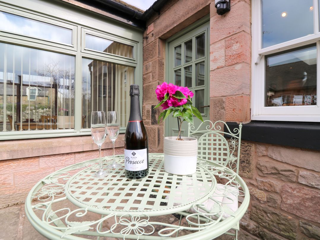 Dromore Cottage