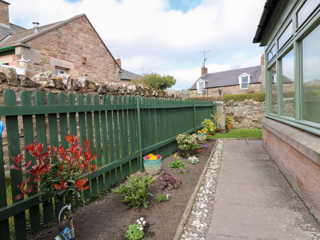 Dromore Cottage