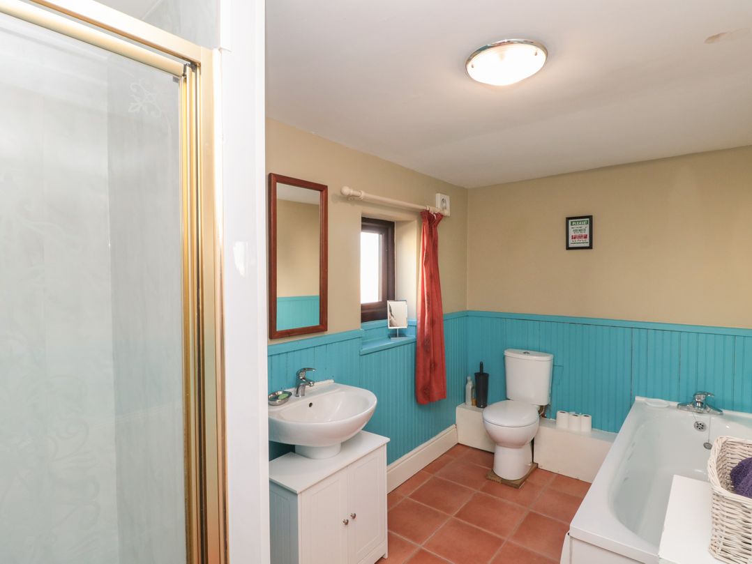 Holly Tree Cottage