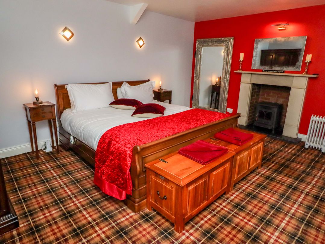 Petty Knowes Cottage
