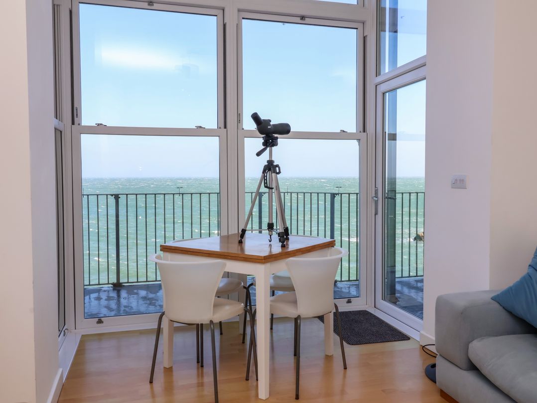 4 Oceanside Apartments