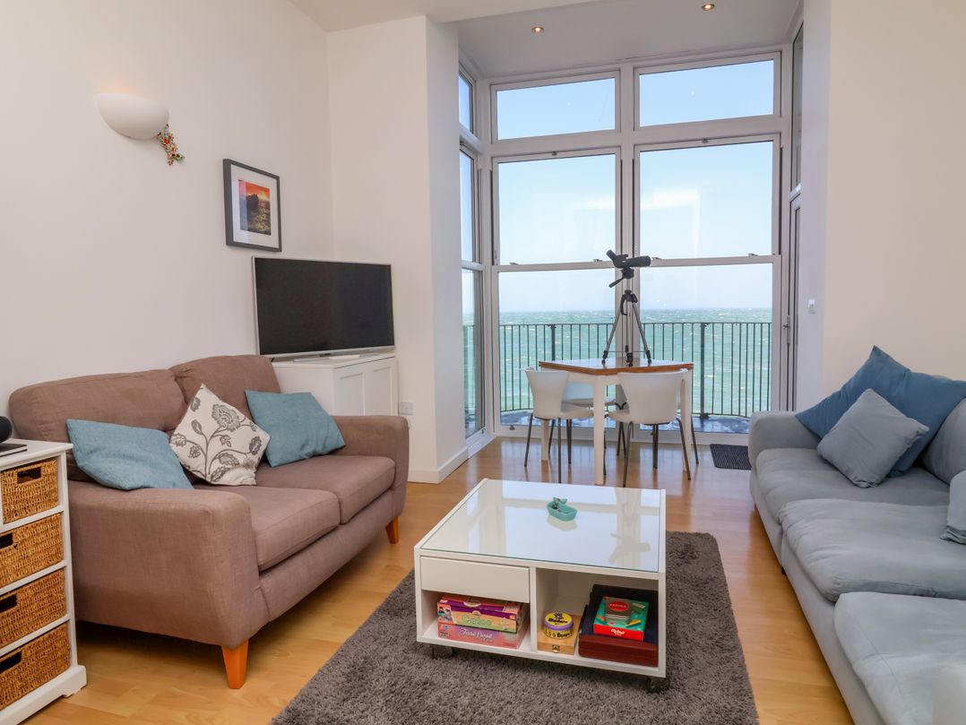 4 Oceanside Apartments