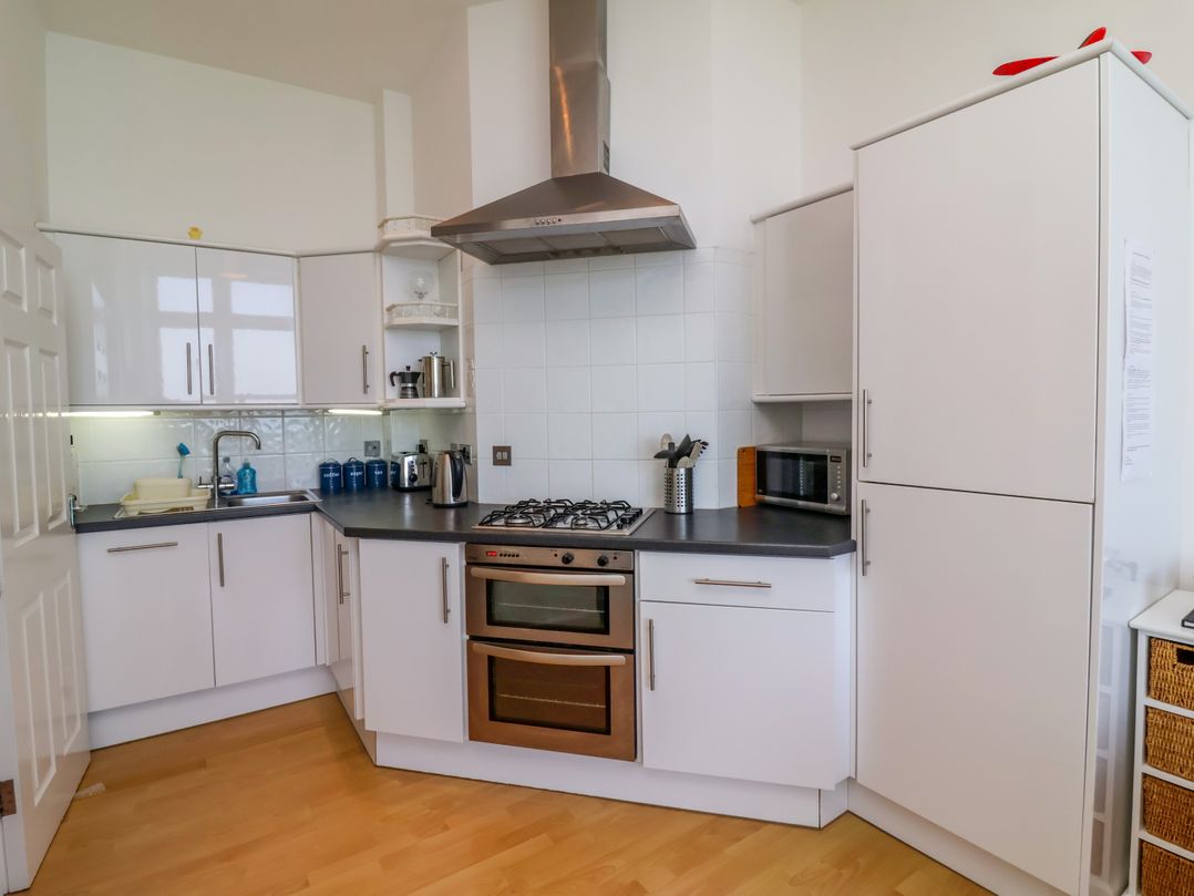4 Oceanside Apartments