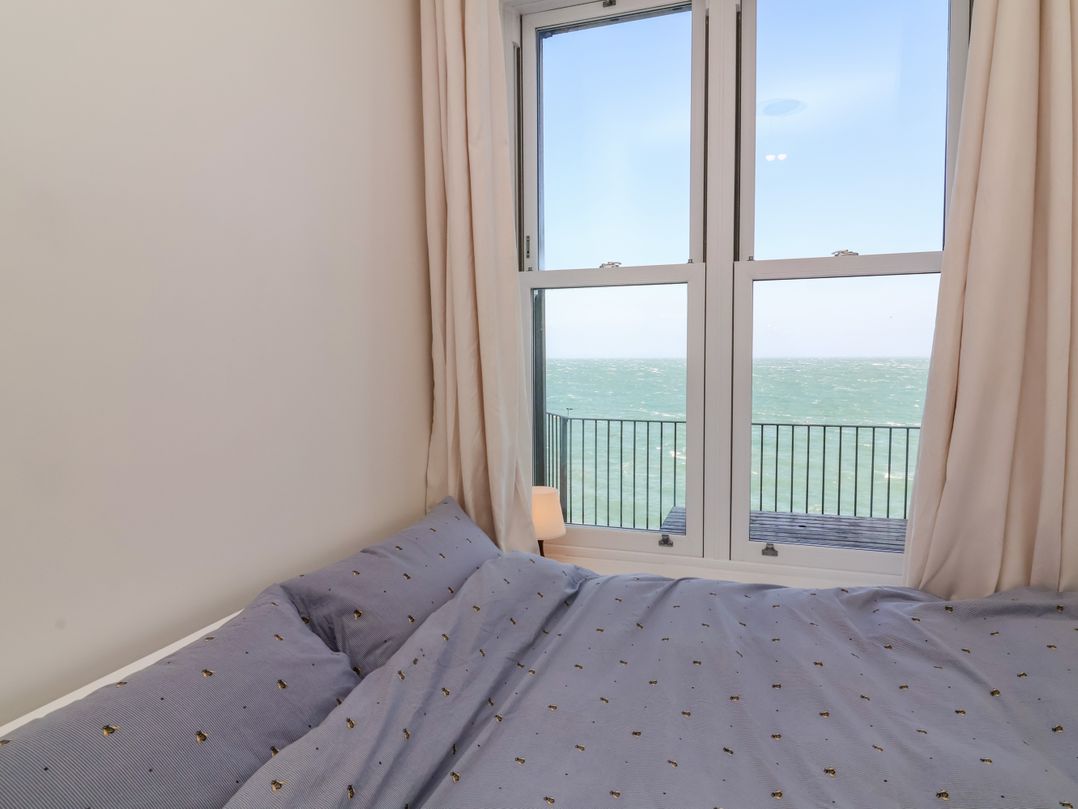 4 Oceanside Apartments