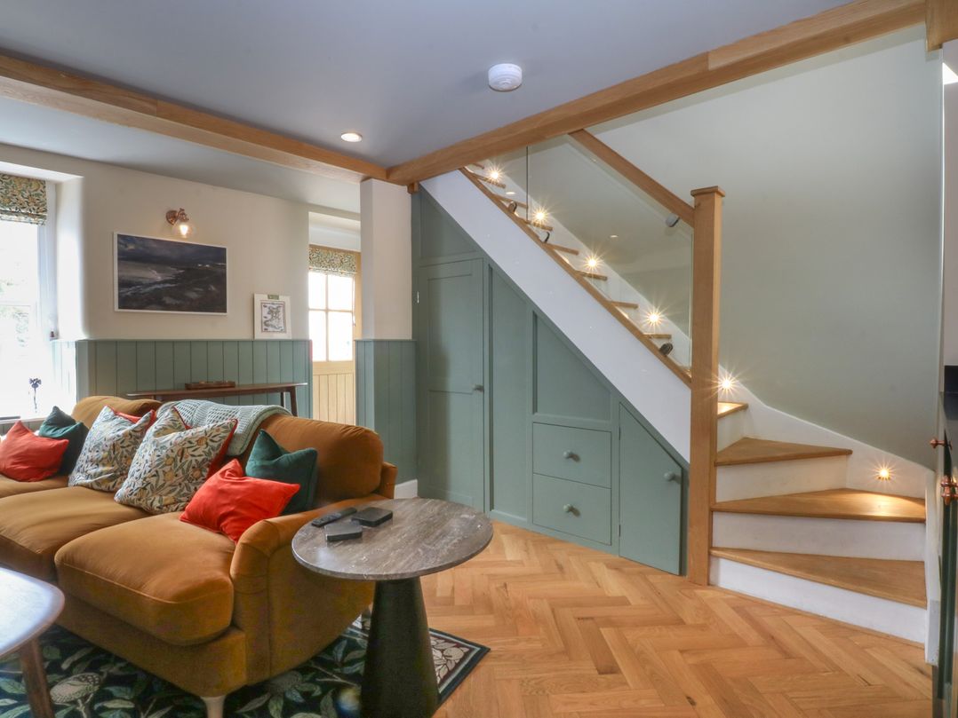 Hilltop Cottage