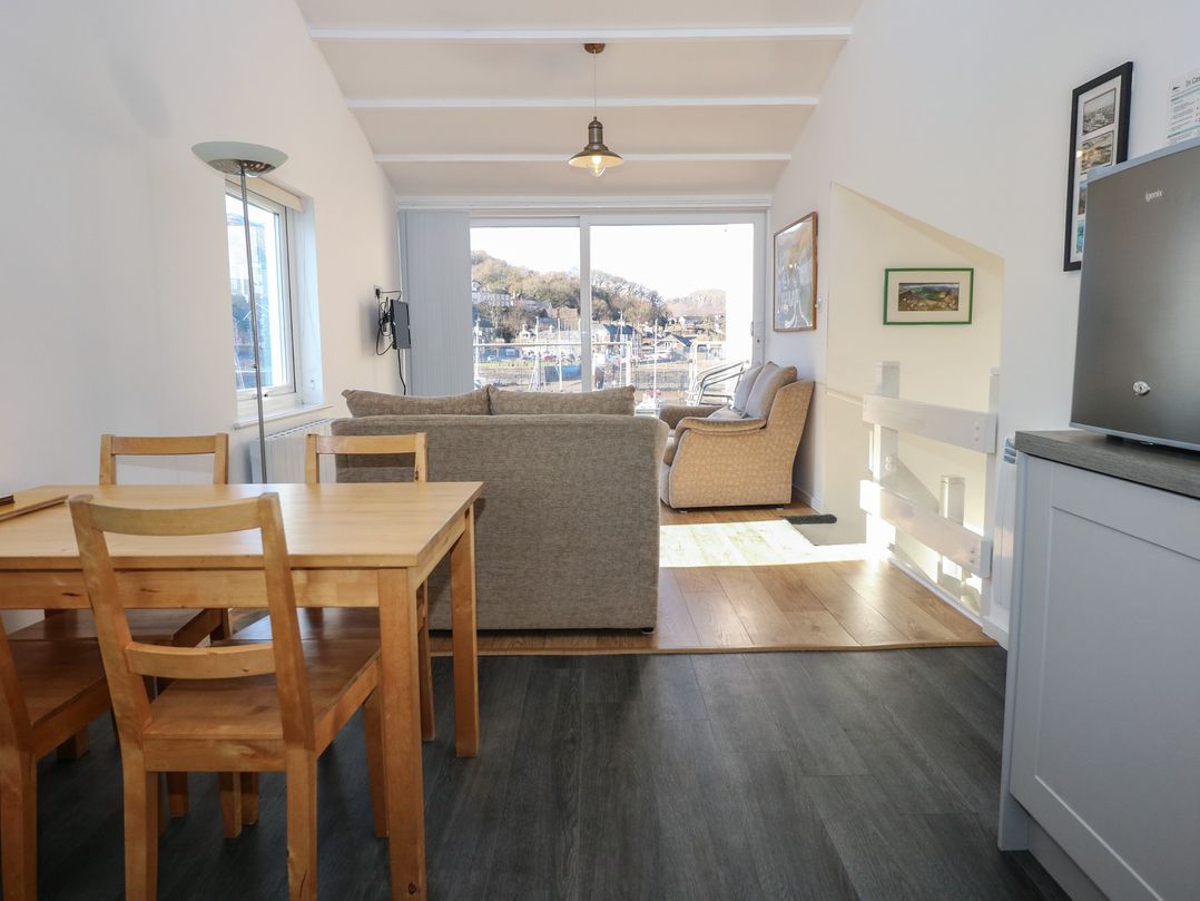 The Moorings Apartment