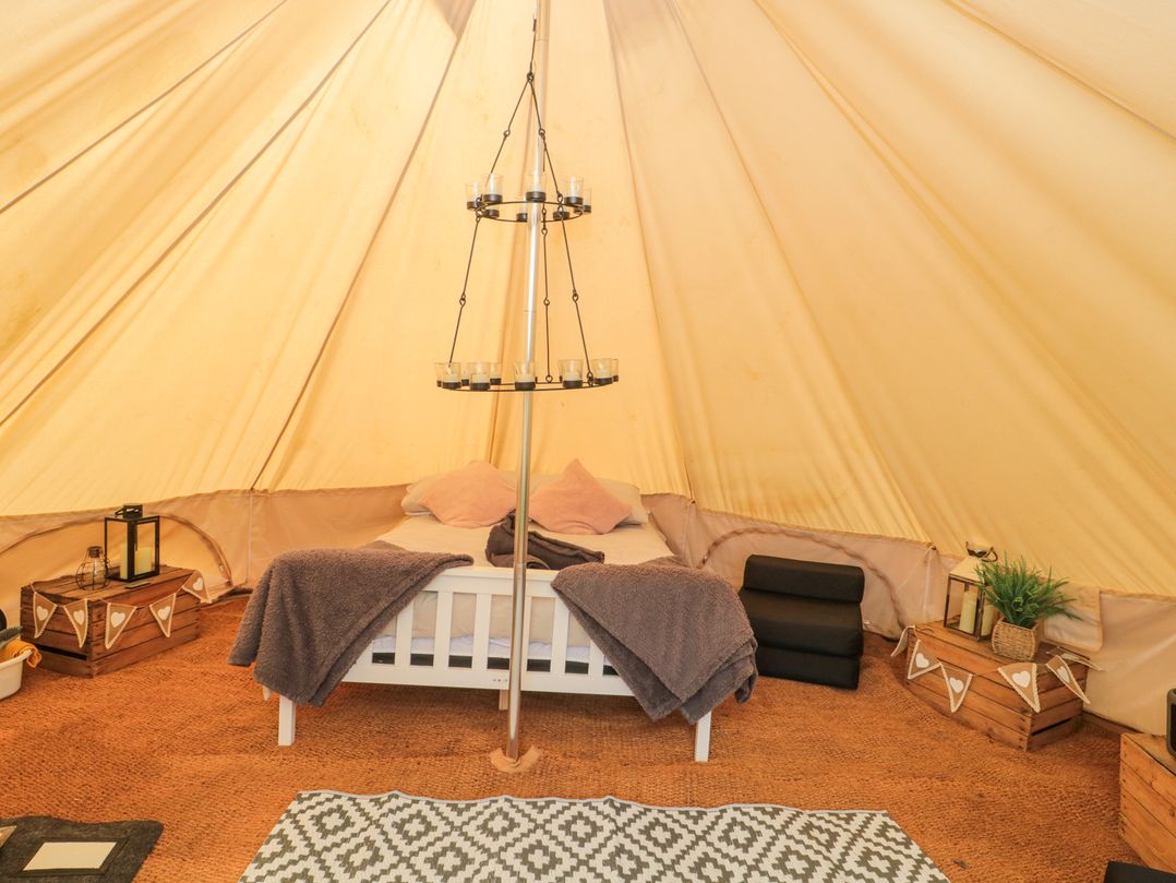 Bell tent 2