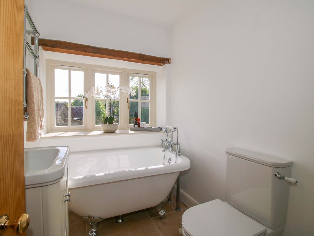 5 Shrewsbury Road