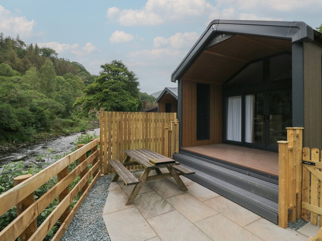 Lingy Luxury Family Pod, Keswick - Sleeps 6 guests