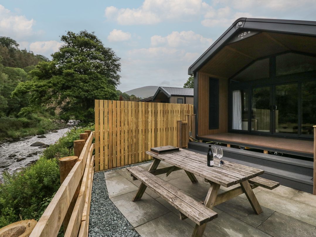 Sail Luxury Family Pod, Keswick - Sleeps 6 guests