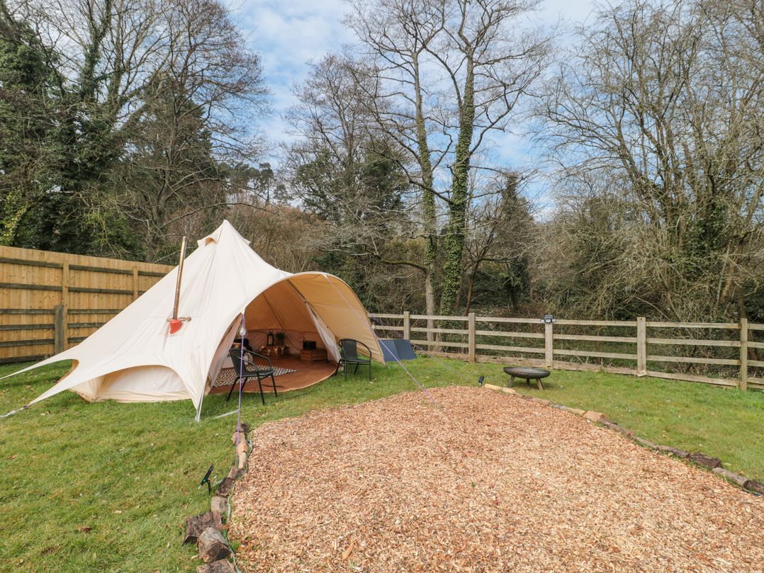 Bell tent 1
