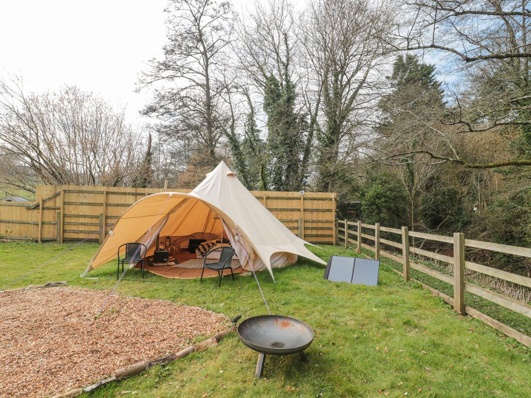 Bell tent 1
