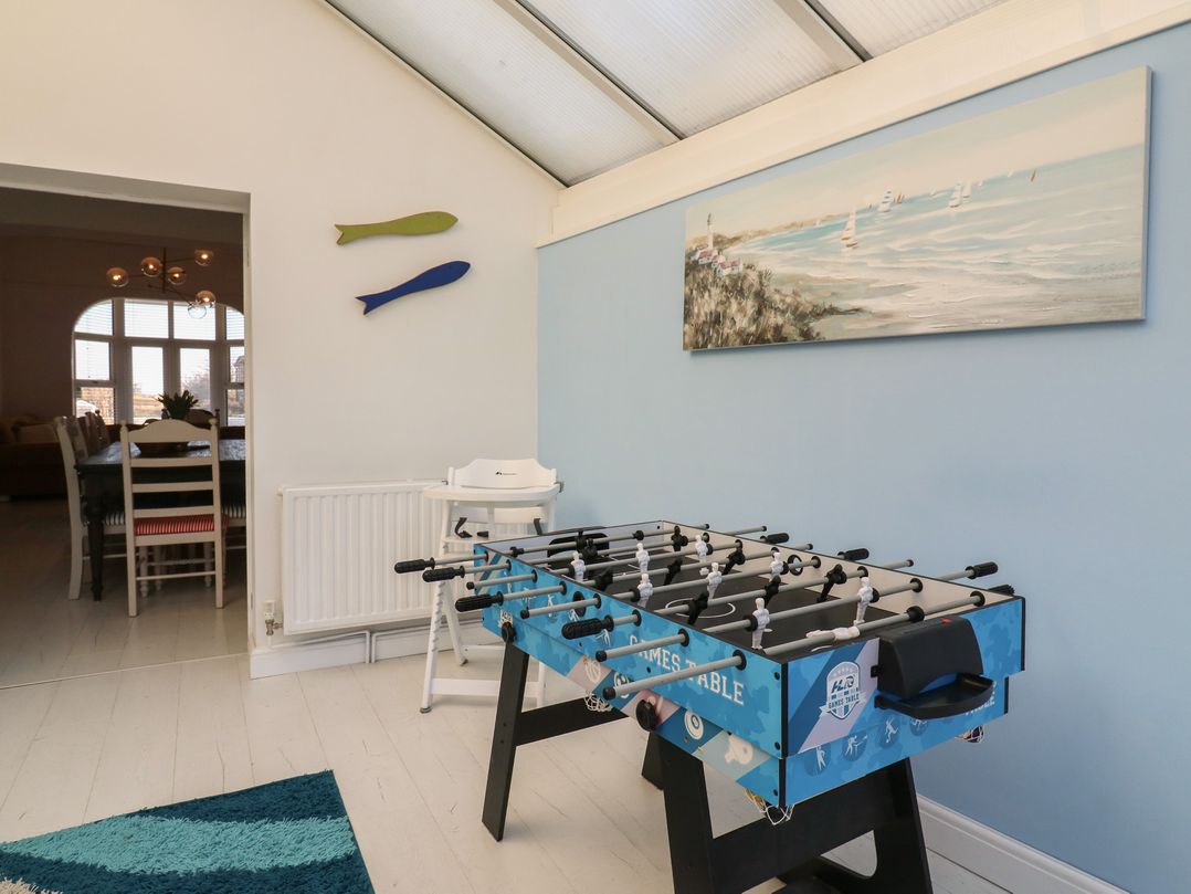 Marine House - Amazing beachside location