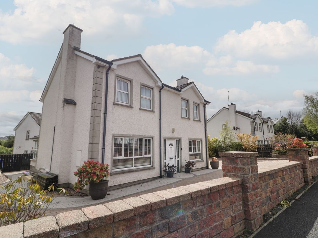 Donagh Cross Town House