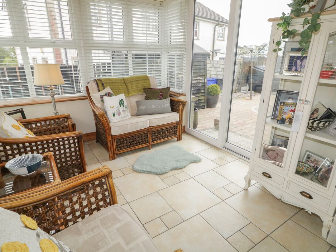 Donagh Cross Town House