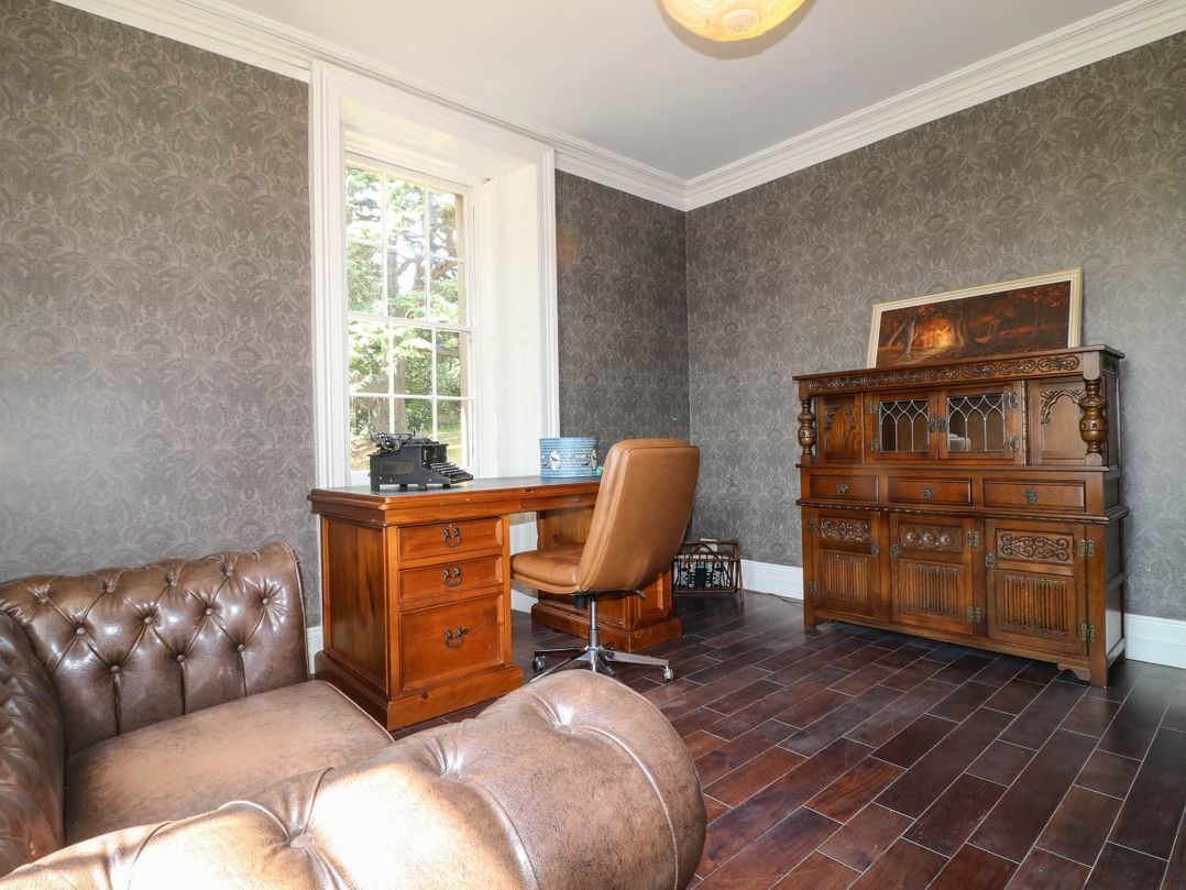 Bardon Hill Manor