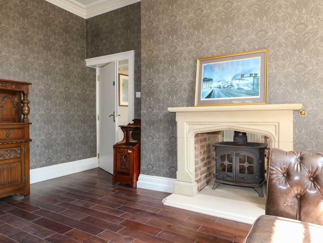 Bardon Hill Manor