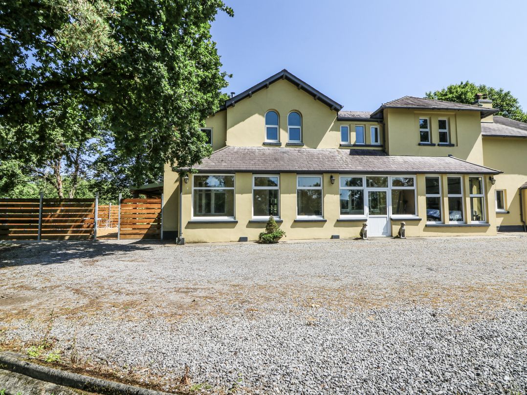 Glanrannell Park House