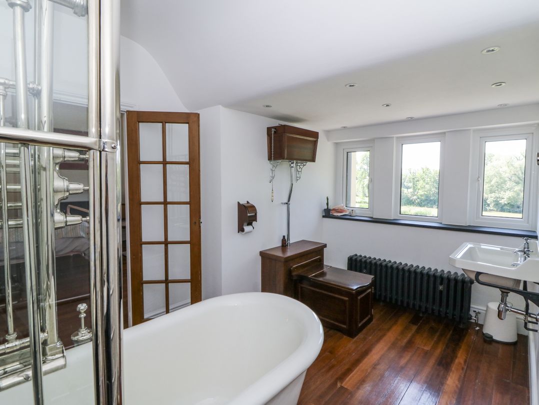 Glanrannell Park House