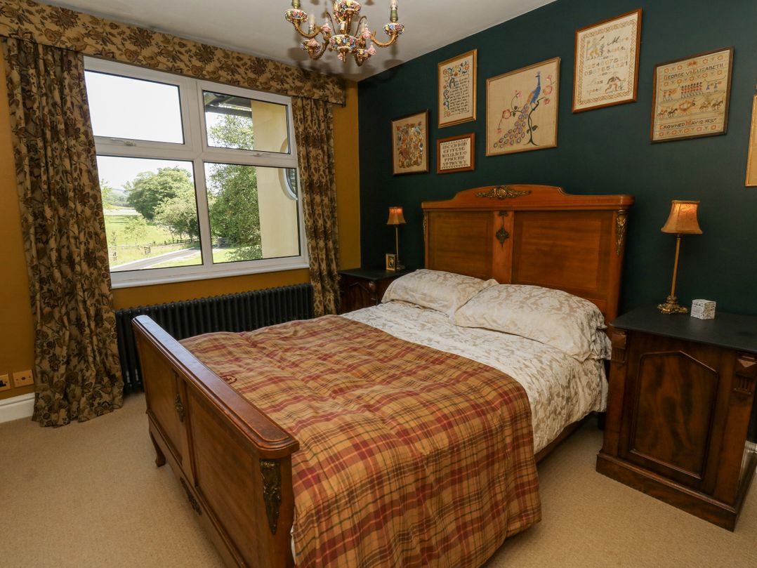 Glanrannell Park House