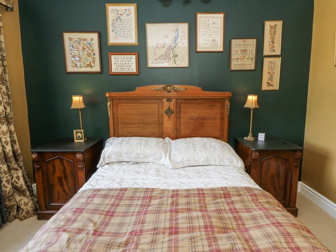 Glanrannell Park House