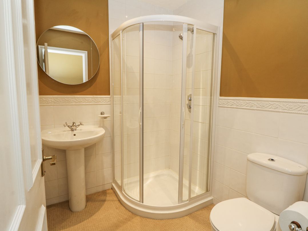 Glanrannell Park House