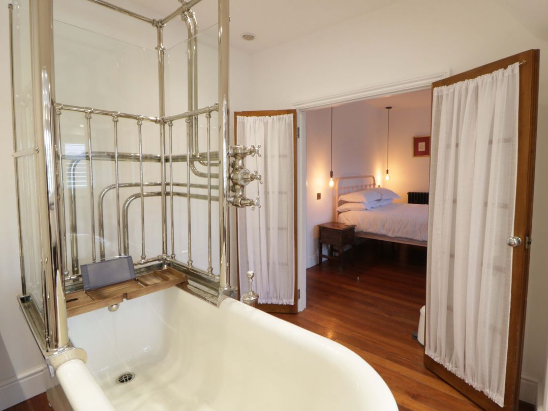 The Retreat at Glanrannell Park House