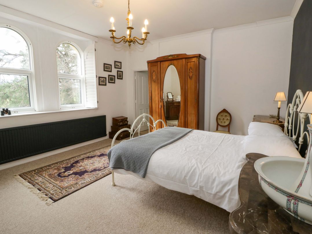 The Retreat at Glanrannell Park House