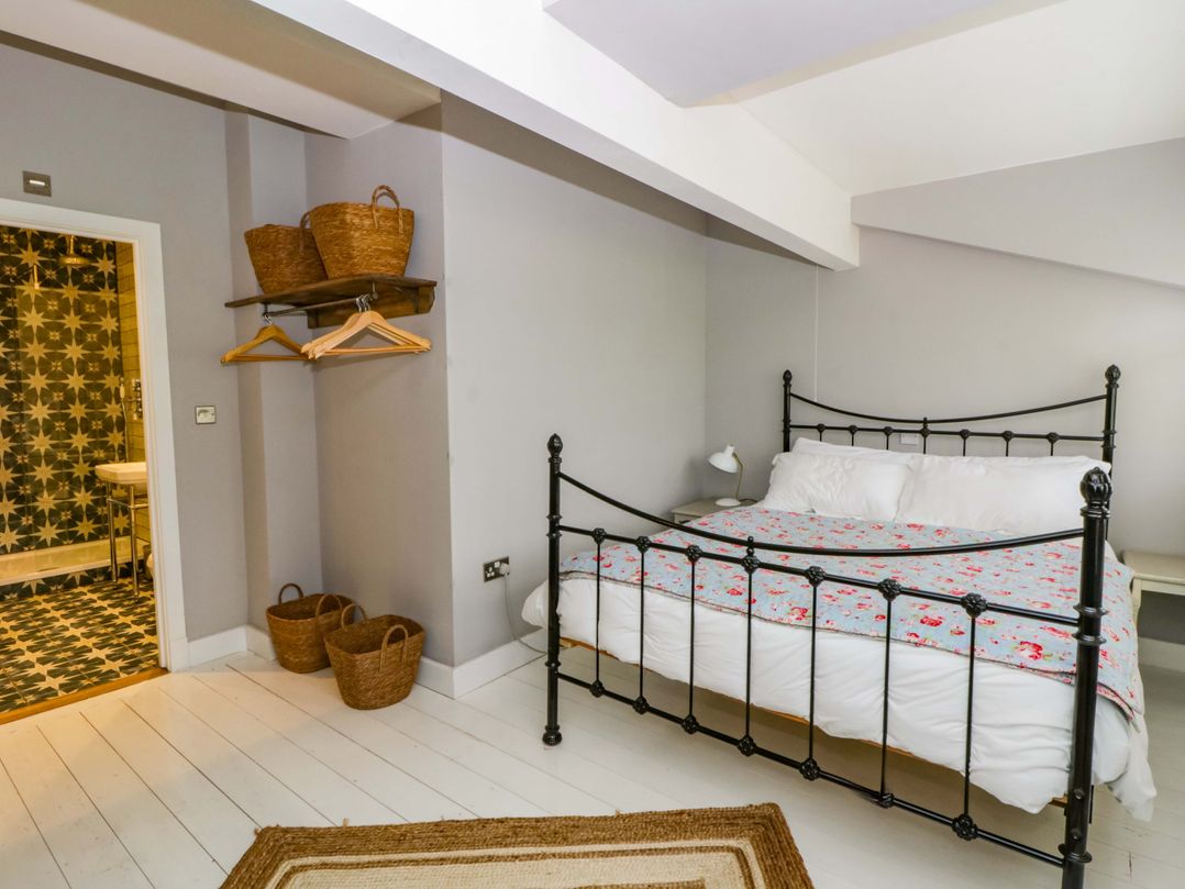 The Retreat at Glanrannell Park House