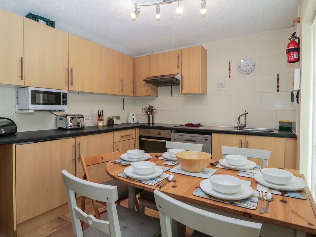 26 Manorcombe