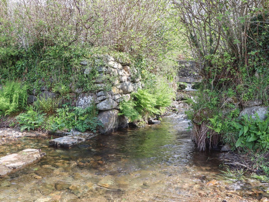 Back Cottage