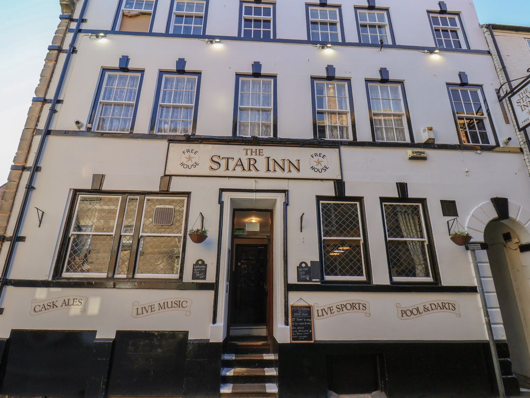 Star Inn Apartment