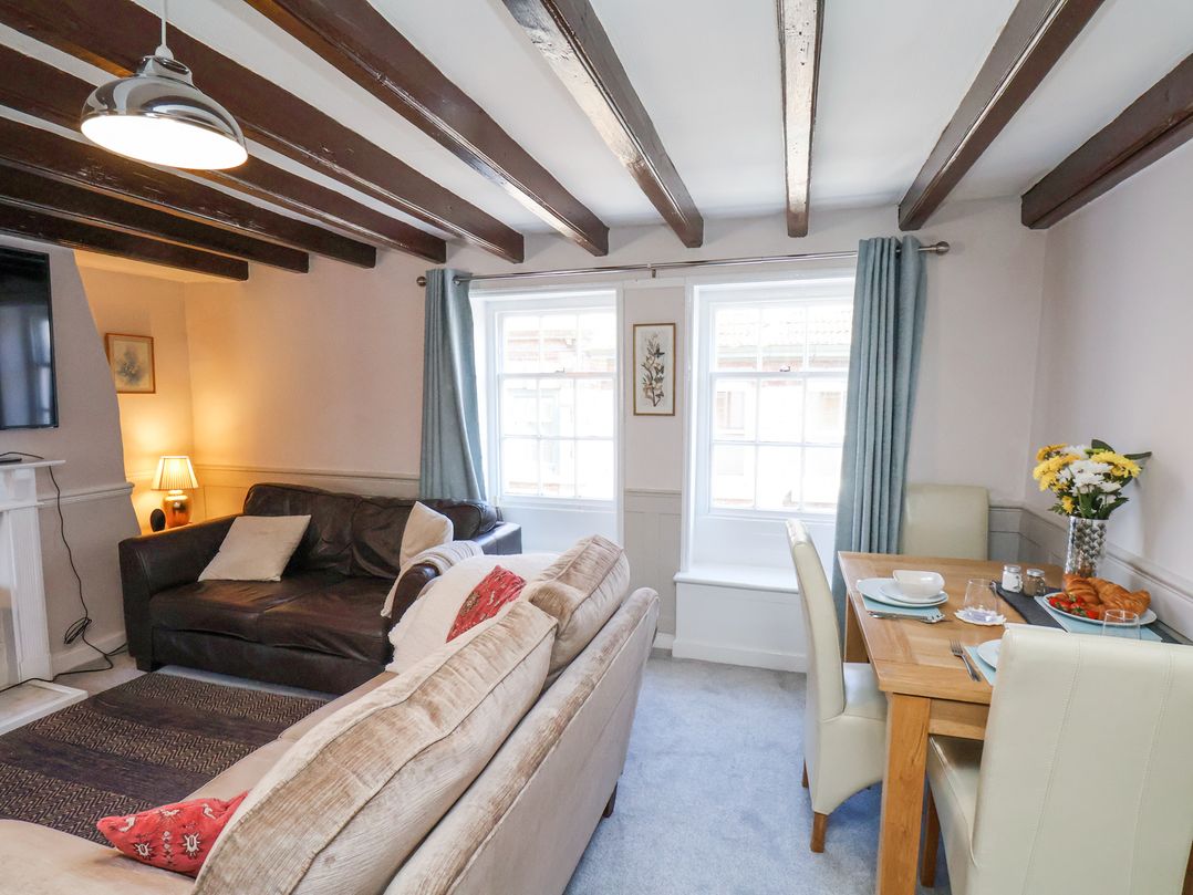 Star Inn Apartment