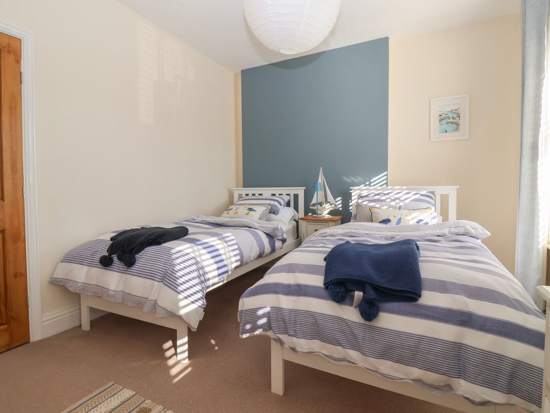 48 Waxholme Road