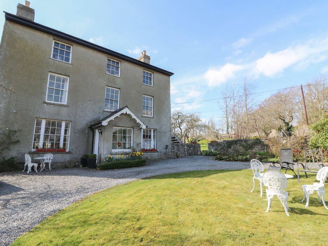Cantref House Top Floor
